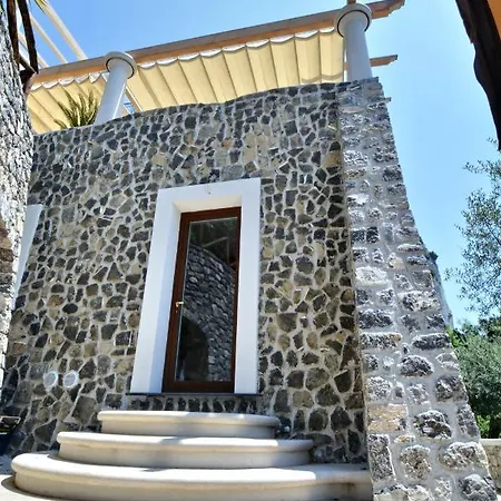 Villa Donna Laura Holiday home